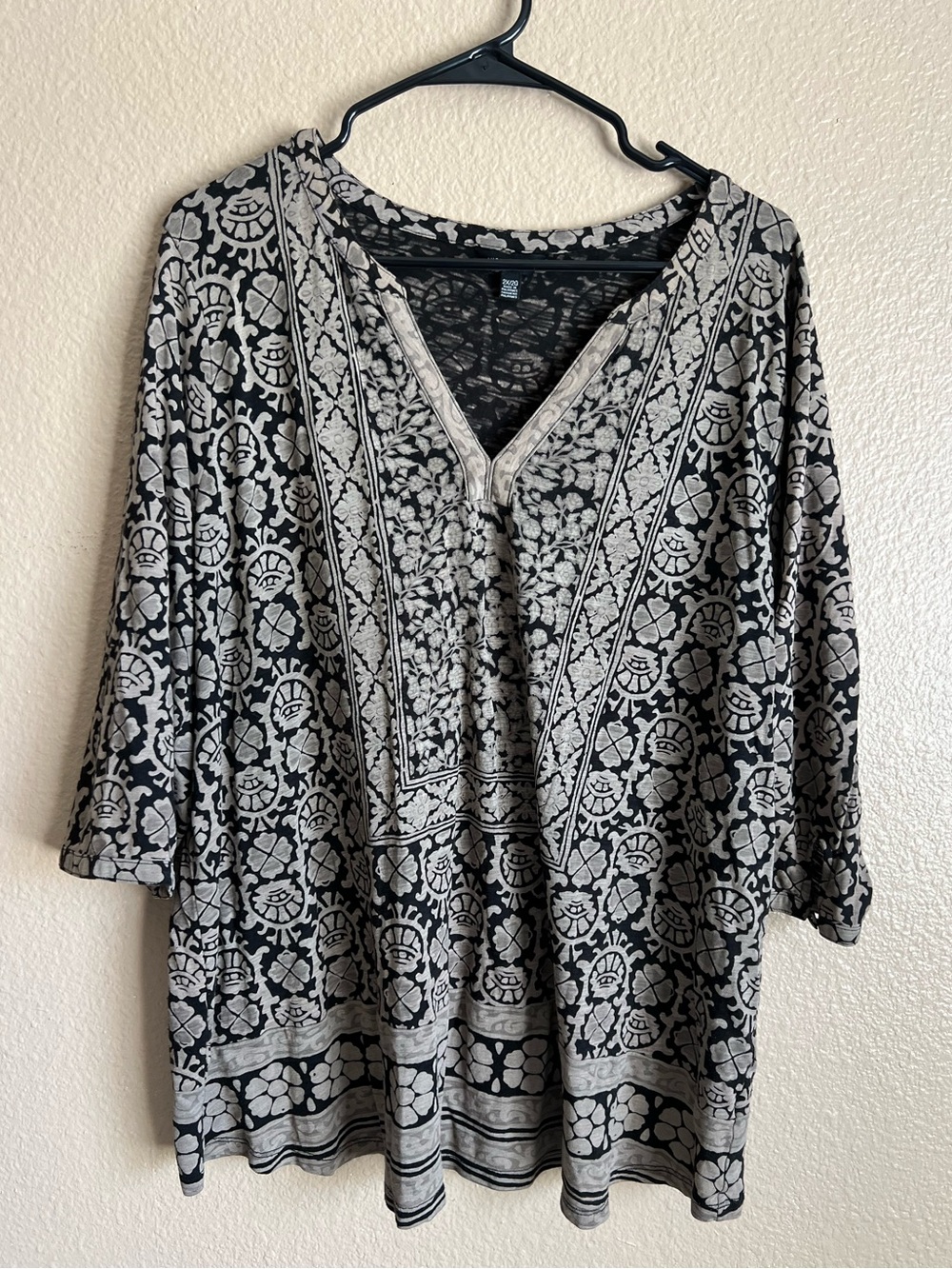 Lucky Brand Women’s Plus 2X Black/Brown Floral V-Neck 3/4 Geometric Blouse 2XL